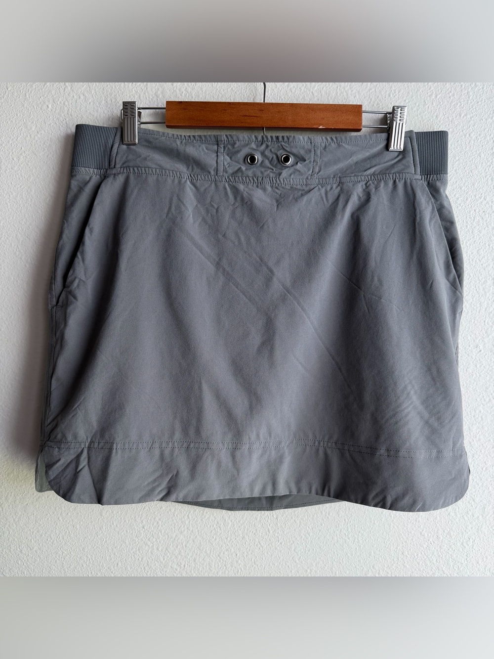 Athleta Skort Womens 12 Gray Midtown Golf Tennis Active Stretch Pickleball F